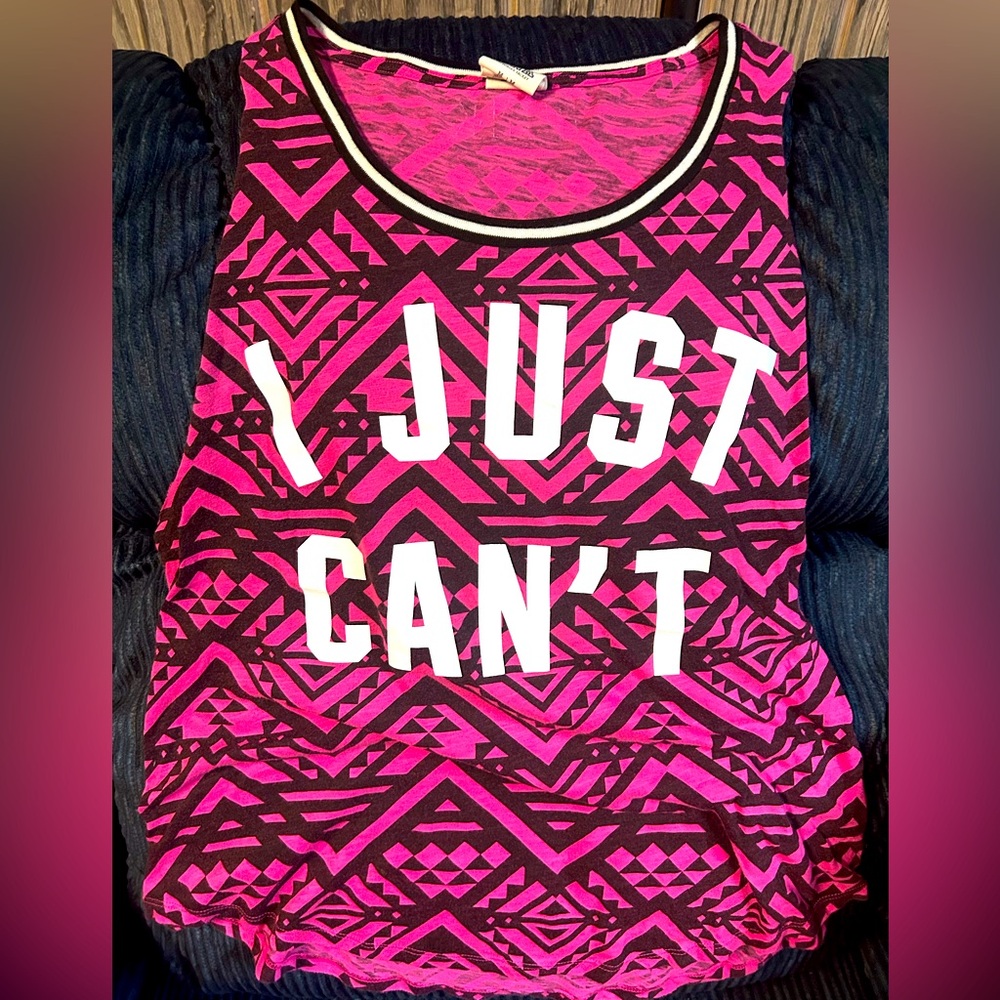 PINK Victoria’s Secret Women’s Muscle Tee Tank Top size Medium